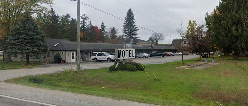 Blue Water Motel (Robbins Motel & Gift Shop) - 2022 Street View